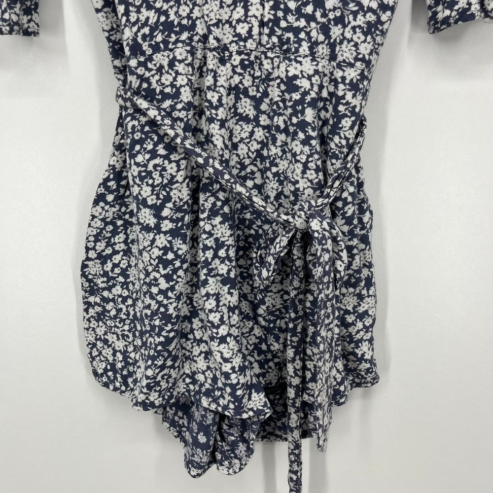 Abercrombie & Fitch Romper Bodysuit Women's XS Purple Floral V-Neck Open Back 2" - Picture 3 of 10